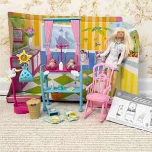 Barbie Mattel I Can Be … Newborn Baby Doctor Playset with Dr Barbie included